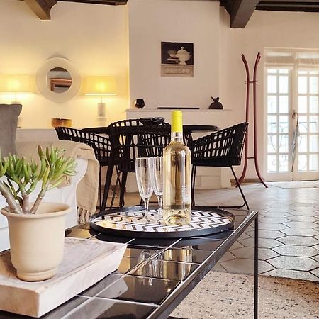 Uzes, Au Coeur Du Centre Medieval Le Logis Du Consul Un Bien D'Exception Du Xvieme Siecle エクステリア 写真