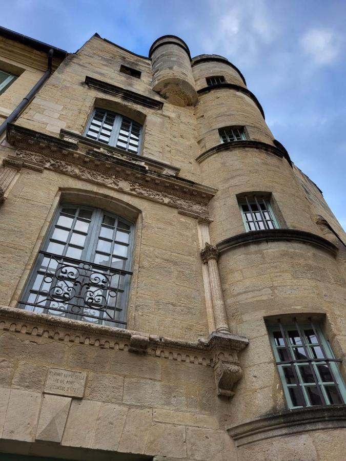 Uzes, Au Coeur Du Centre Medieval Le Logis Du Consul Un Bien D'Exception Du Xvieme Siecle エクステリア 写真