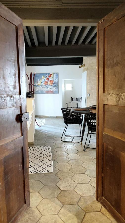 Uzes, Au Coeur Du Centre Medieval Le Logis Du Consul Un Bien D'Exception Du Xvieme Siecle エクステリア 写真