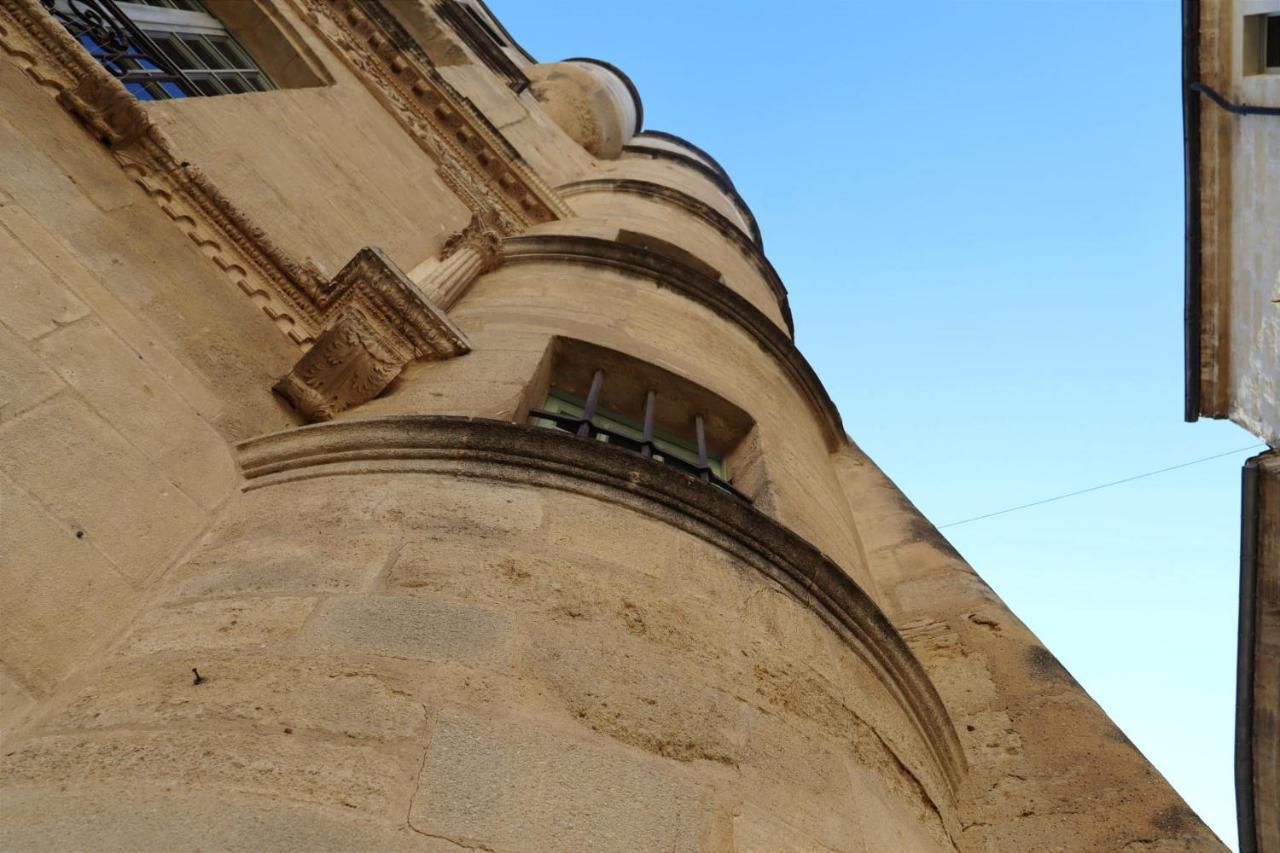 Uzes, Au Coeur Du Centre Medieval Le Logis Du Consul Un Bien D'Exception Du Xvieme Siecle エクステリア 写真